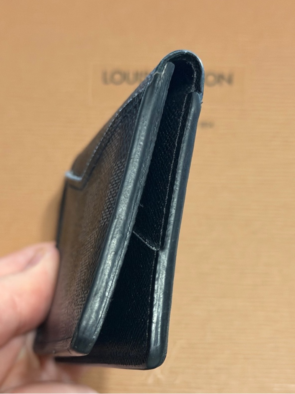 Louis Vuitton Damier Graphite Unisex Wallet - Picture 4 of 12